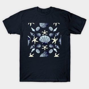 Sea shells and Starfishes, Relaxing Beach Life Pattern T-Shirt